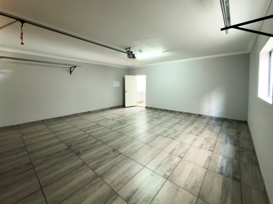 3 Bedroom Property for Sale in The Islands Estates North West